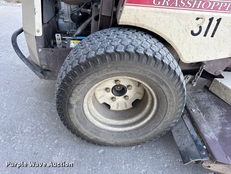 image for item EN0574 Grasshopper 335 ZTR lawn mower