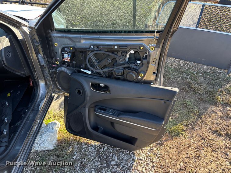 image for item EN5719 2021 Dodge Charger Police 