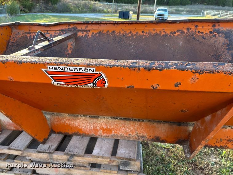 image for item EN5723 Henderson Chief FSP8 spreader