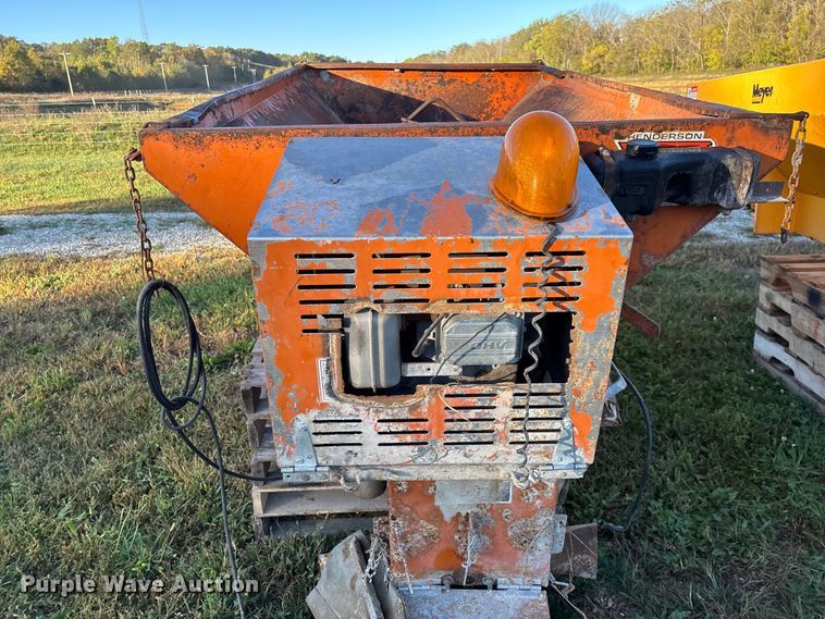 image for item EN5723 Henderson Chief FSP8 spreader