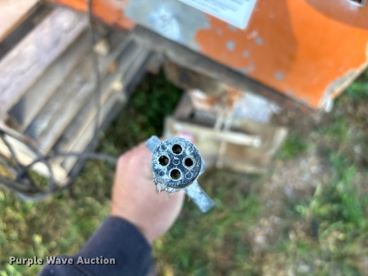 image for item EN5723 Henderson Chief FSP8 spreader