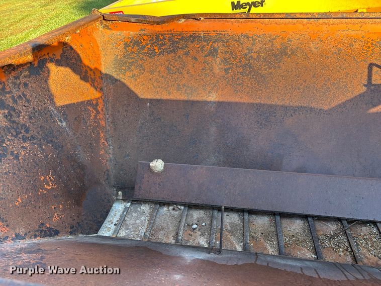 image for item EN5723 Henderson Chief FSP8 spreader