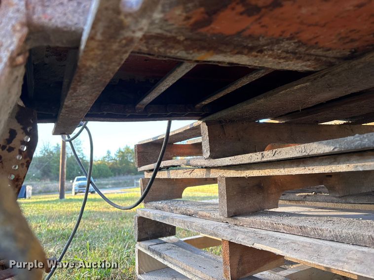 image for item EN5723 Henderson Chief FSP8 spreader