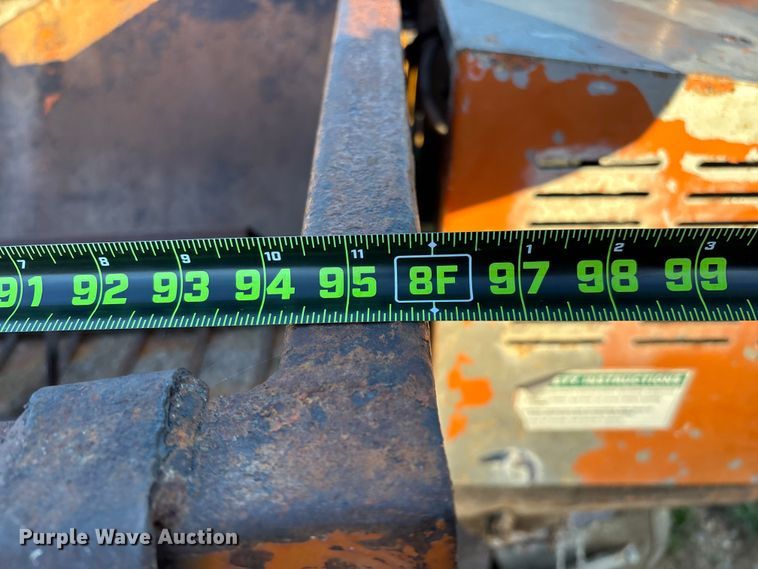 image for item EN5723 Henderson Chief FSP8 spreader