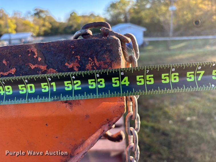 image for item EN5723 Henderson Chief FSP8 spreader