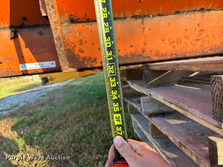 image for item EN5723 Henderson Chief FSP8 spreader