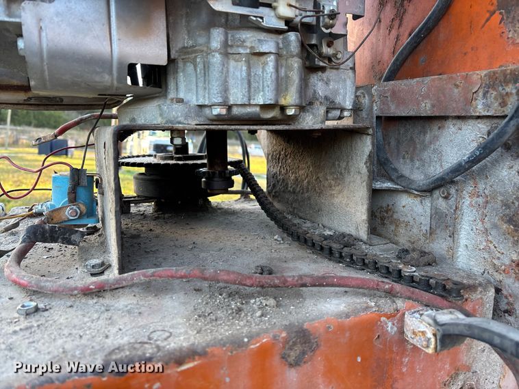 image for item EN5723 Henderson Chief FSP8 spreader