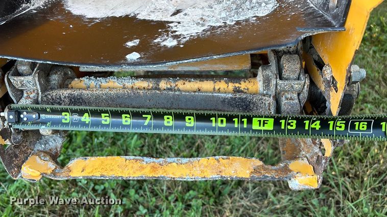 image for item EN5724 Meyer spreader 