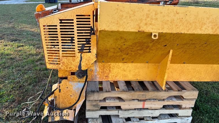 image for item EN5724 Meyer spreader 