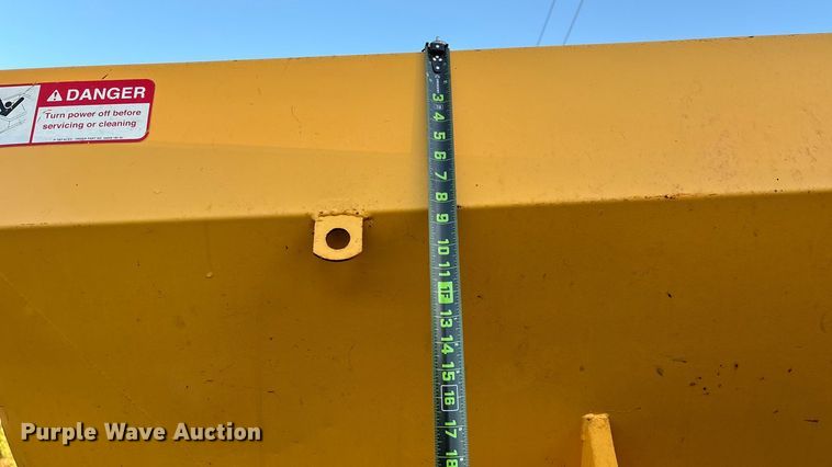 image for item EN5724 Meyer spreader 