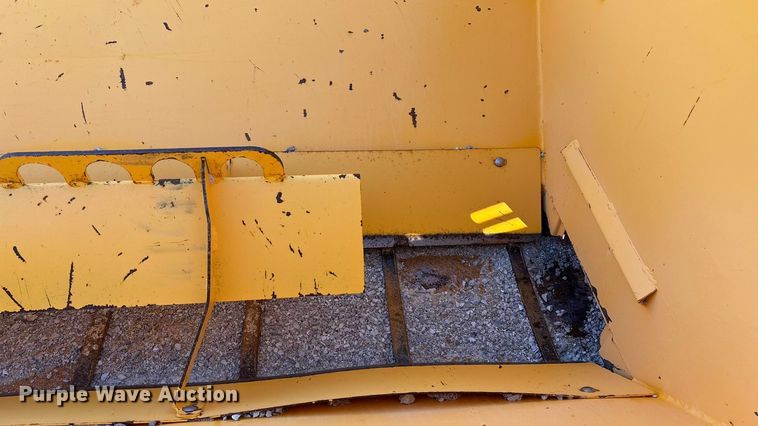 image for item EN5724 Meyer spreader 