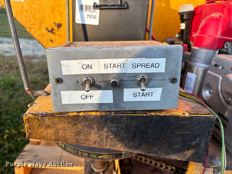 image for item EN5724 Meyer spreader 