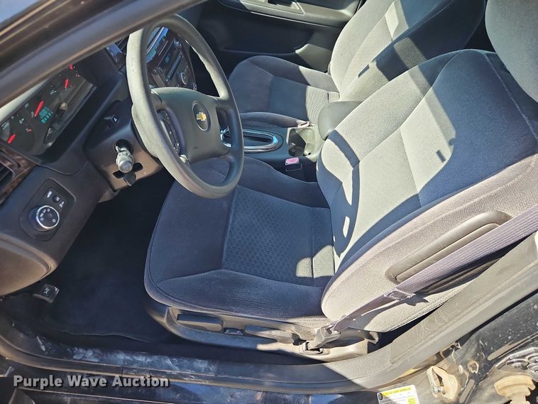 image for item EO4728 2013 Chevrolet Impala passenger vehicle