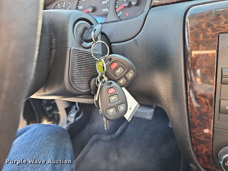 image for item EO4728 2013 Chevrolet Impala passenger vehicle