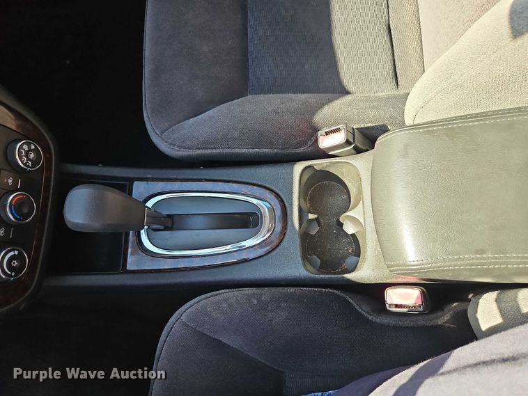 image for item EO4728 2013 Chevrolet Impala passenger vehicle