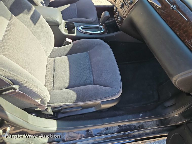 image for item EO4728 2013 Chevrolet Impala passenger vehicle