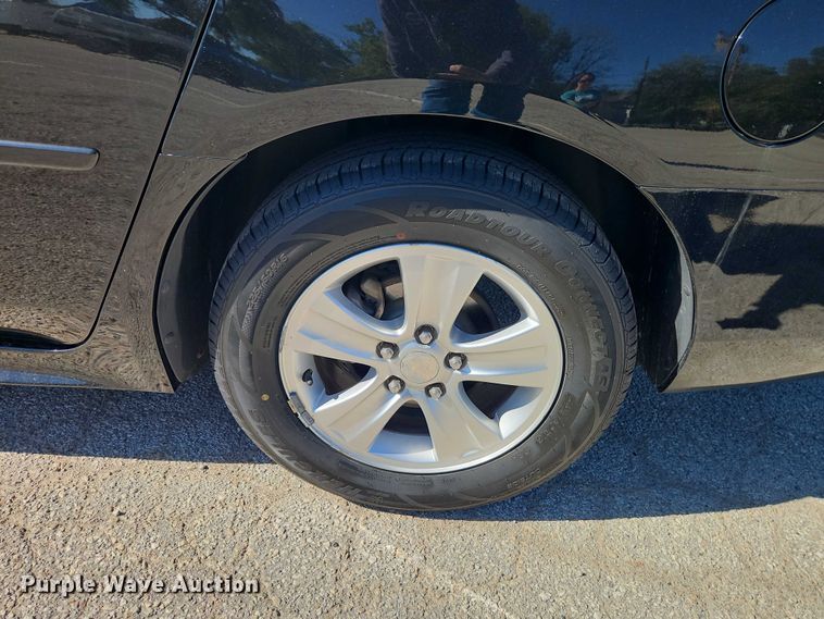 image for item EO4728 2013 Chevrolet Impala passenger vehicle