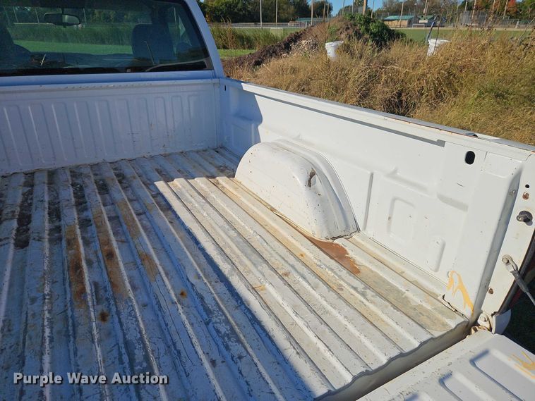 image for item EO4730 2006 Chevrolet Silverado 1500 pickup truck