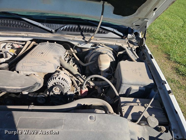 image for item EO4730 2006 Chevrolet Silverado 1500 pickup truck