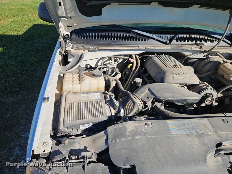 image for item EO4730 2006 Chevrolet Silverado 1500 pickup truck