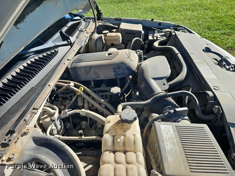 image for item EO4730 2006 Chevrolet Silverado 1500 pickup truck