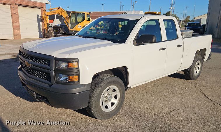 image for item EO4738 2015 Chevrolet Silverado 1500 Double Cab pickup truck