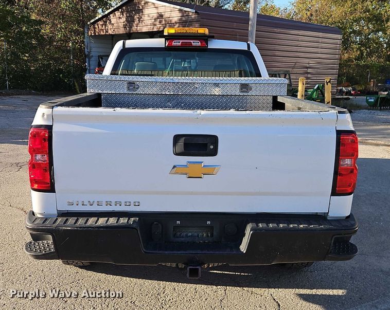 image for item EO4738 2015 Chevrolet Silverado 1500 Double Cab pickup truck