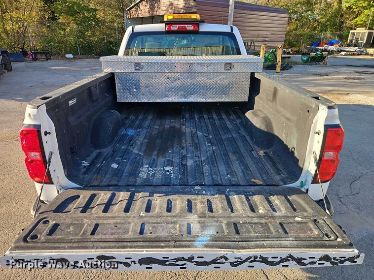 image for item EO4738 2015 Chevrolet Silverado 1500 Double Cab pickup truck