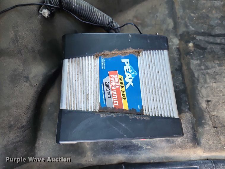 image for item EO4738 2015 Chevrolet Silverado 1500 Double Cab pickup truck