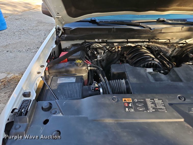 image for item EO4738 2015 Chevrolet Silverado 1500 Double Cab pickup truck