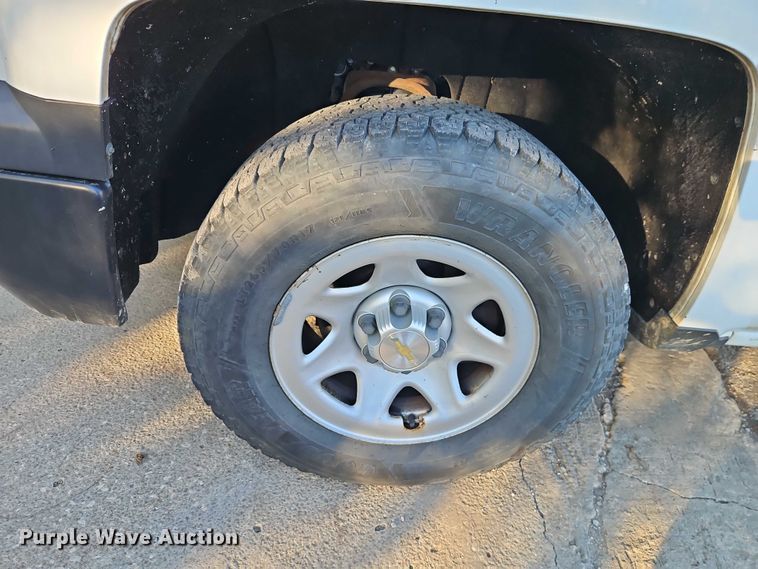 image for item EO4738 2015 Chevrolet Silverado 1500 Double Cab pickup truck