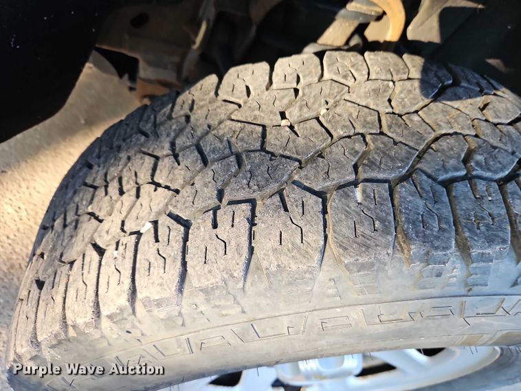 image for item EO4738 2015 Chevrolet Silverado 1500 Double Cab pickup truck