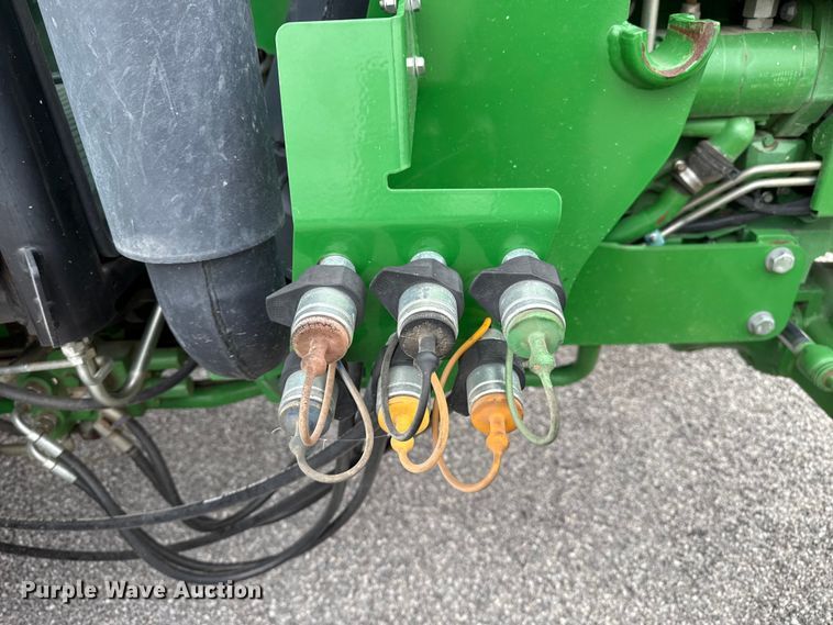 image for item EP0709 2014 John Deere 5100E MFWD tractor