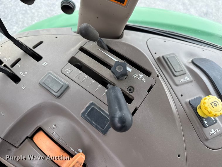 image for item EP0709 2014 John Deere 5100E MFWD tractor