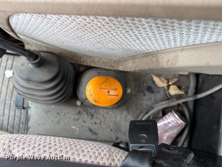 image for item EP0709 2014 John Deere 5100E MFWD tractor