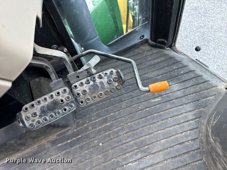 image for item EP0709 2014 John Deere 5100E MFWD tractor