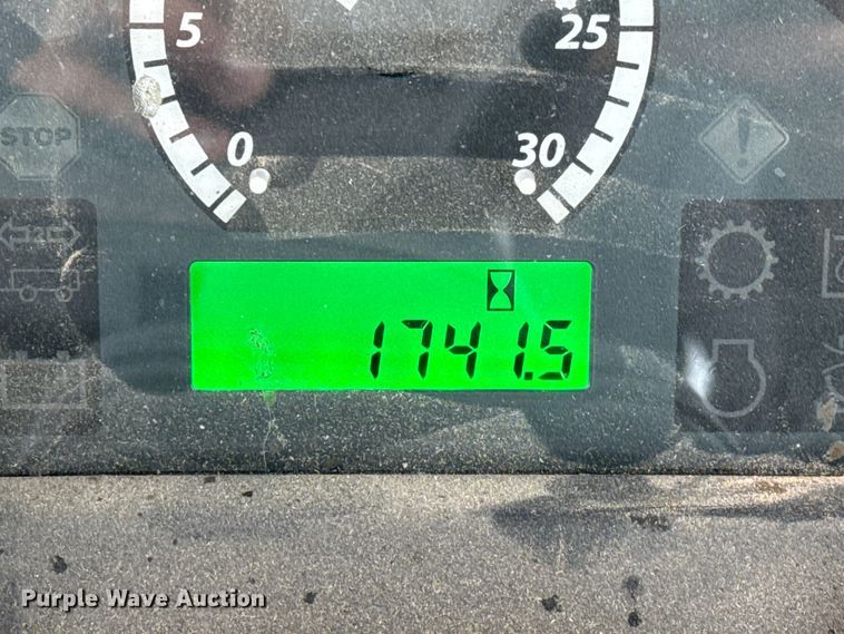 image for item EP0709 2014 John Deere 5100E MFWD tractor