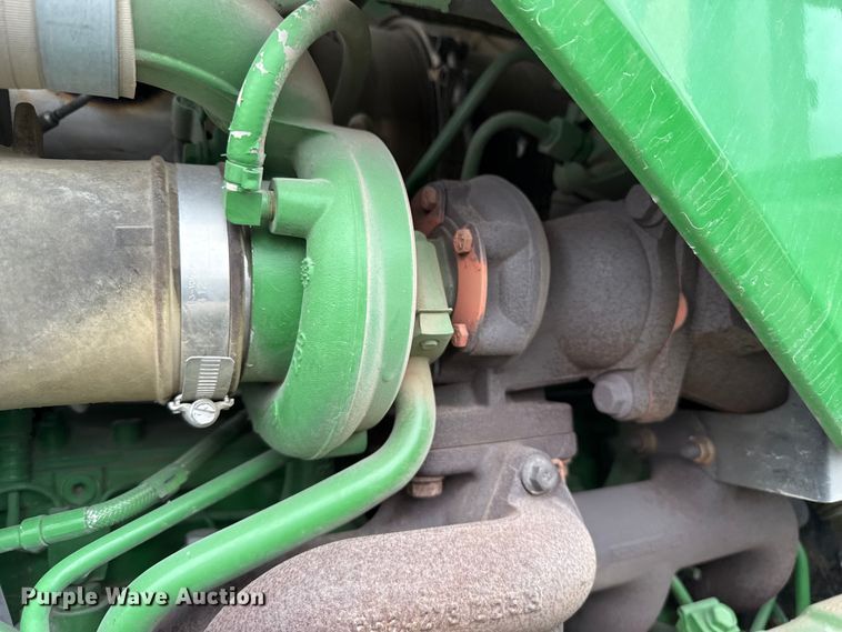 image for item EP0709 2014 John Deere 5100E MFWD tractor