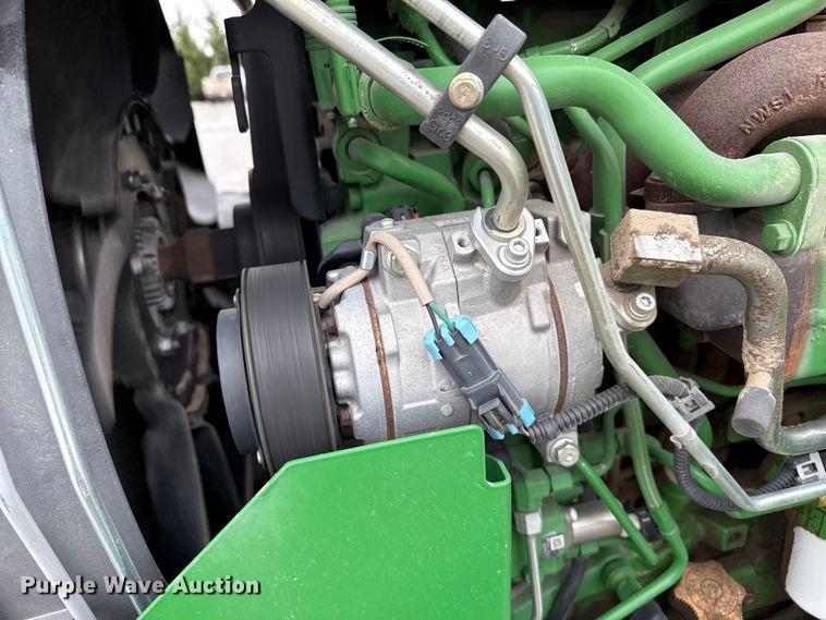 image for item EP0709 2014 John Deere 5100E MFWD tractor