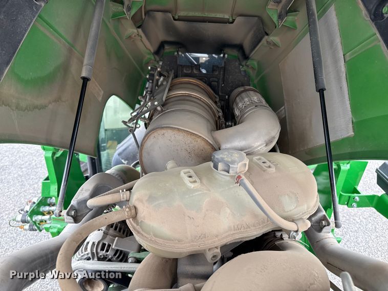 image for item EP0709 2014 John Deere 5100E MFWD tractor