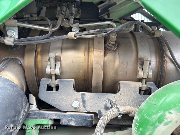 image for item EP0709 2014 John Deere 5100E MFWD tractor