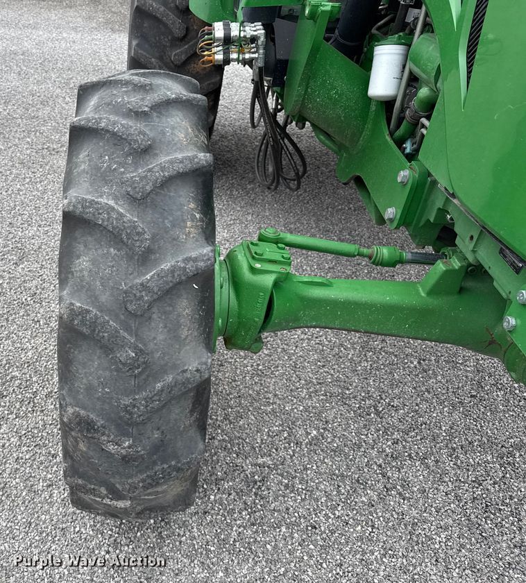 image for item EP0709 2014 John Deere 5100E MFWD tractor