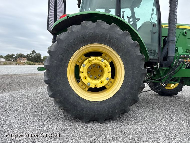 image for item EP0709 2014 John Deere 5100E MFWD tractor