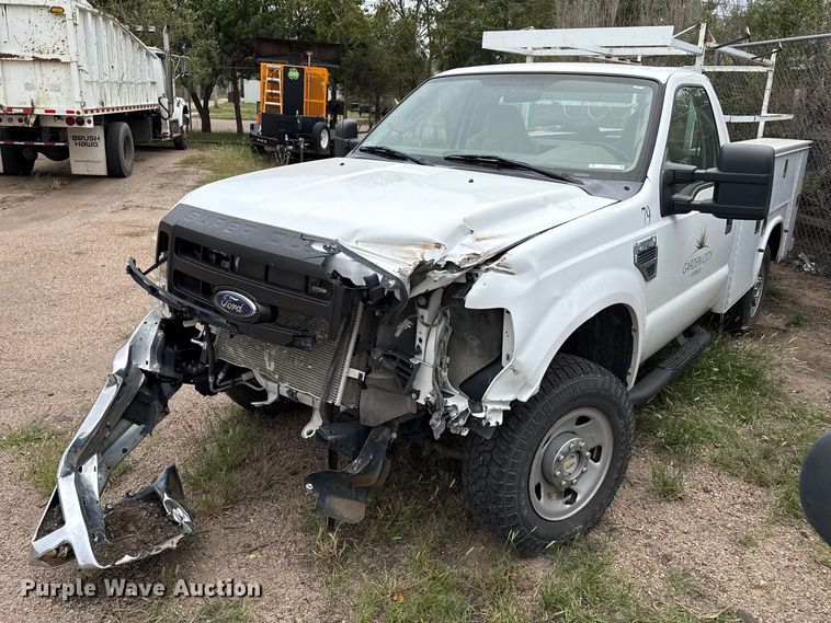 image for item EP0711 2008 Ford F250 utility bed pickup truck