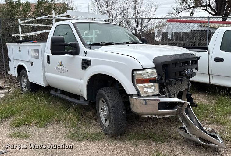 image for item EP0711 2008 Ford F250 utility bed pickup truck