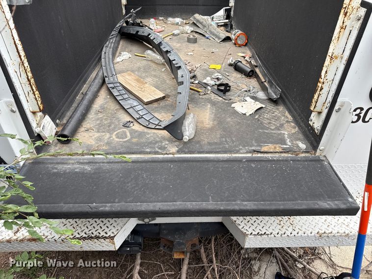 image for item EP0711 2008 Ford F250 utility bed pickup truck