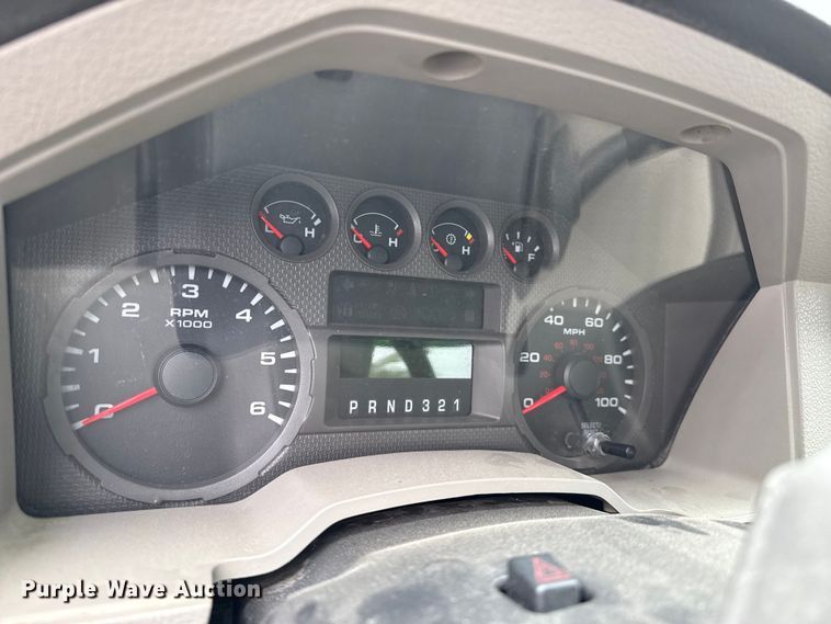 image for item EP0711 2008 Ford F250 utility bed pickup truck