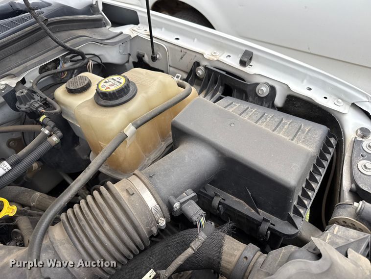 image for item EP0711 2008 Ford F250 utility bed pickup truck