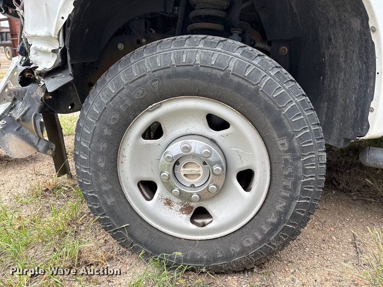 image for item EP0711 2008 Ford F250 utility bed pickup truck