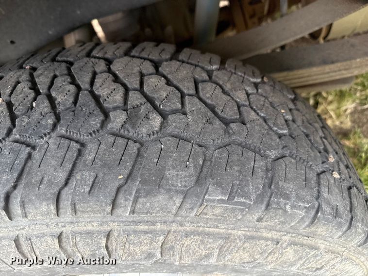 image for item EP0711 2008 Ford F250 utility bed pickup truck